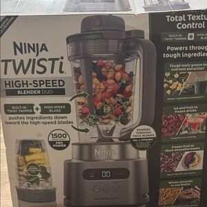 Ninja Twisti High-Speed Blender Duo - Black and Silver